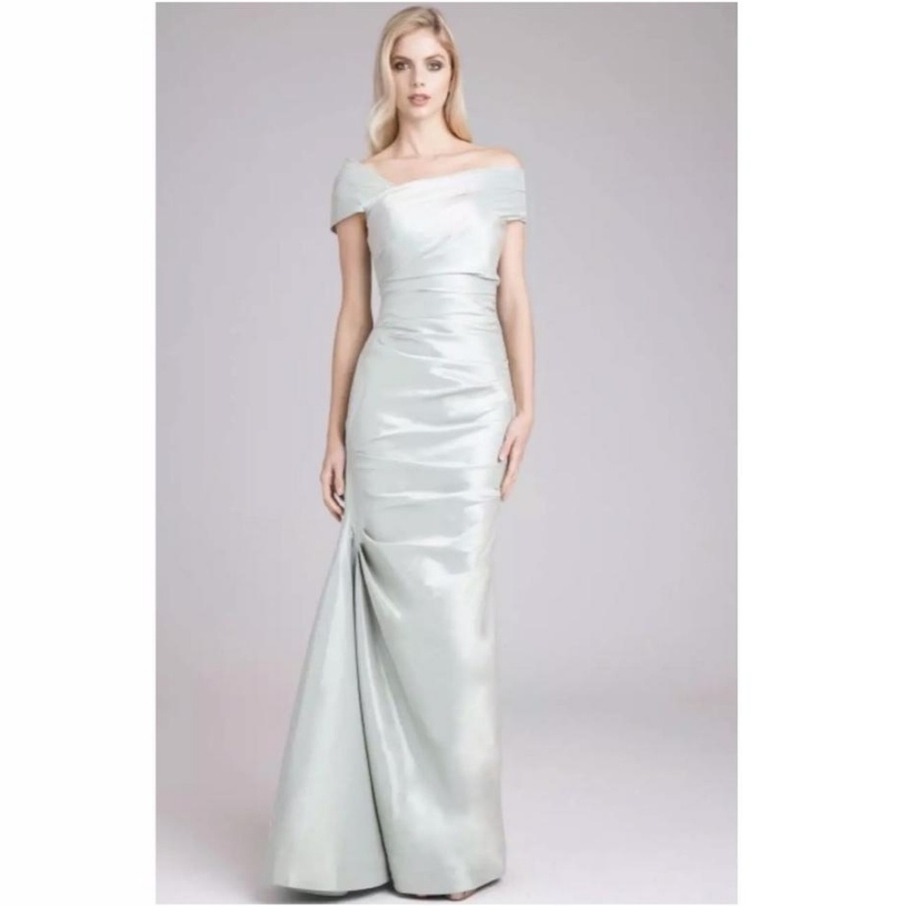 Teri Jon Mint Taffeta Ruched Collar Dress. Size 16